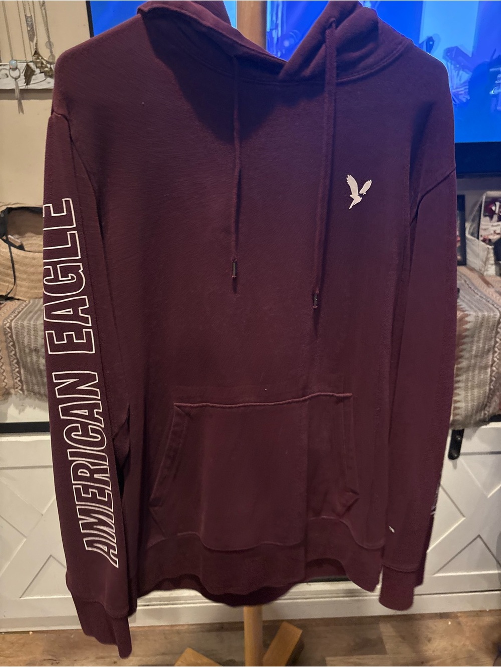 American Eagle Outfitters Maroon Hoodie Sweatshirt